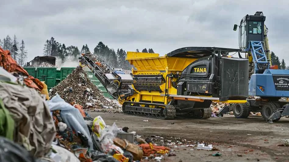 Shark 440Teco shredder at work